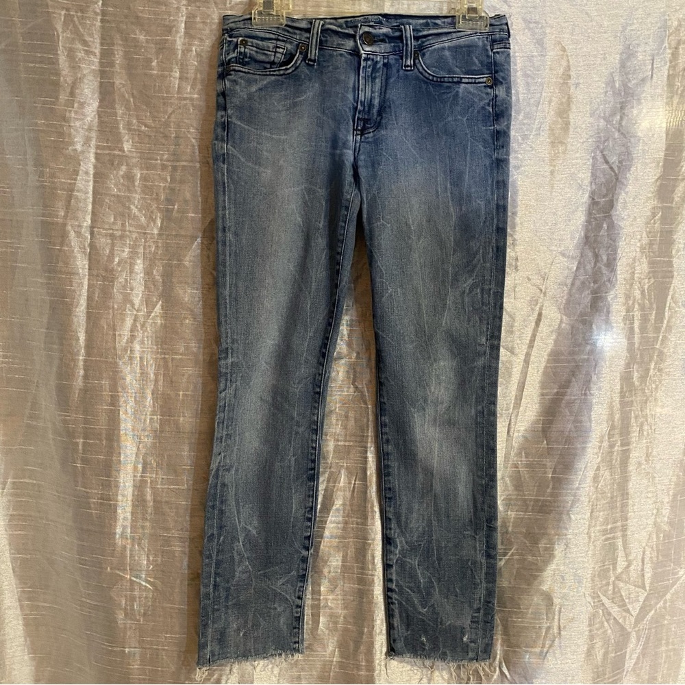 7 for All Mankind SZ 25, GUC, distressed, cropped, stretch jeans.